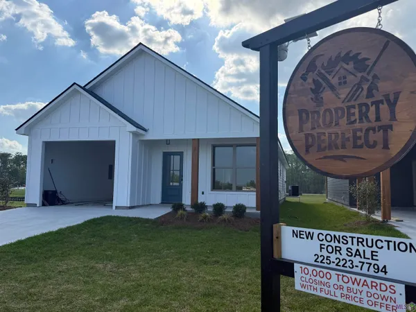 $289,000 | 12860 St Lucia Drive, Maurepas, LA 70449