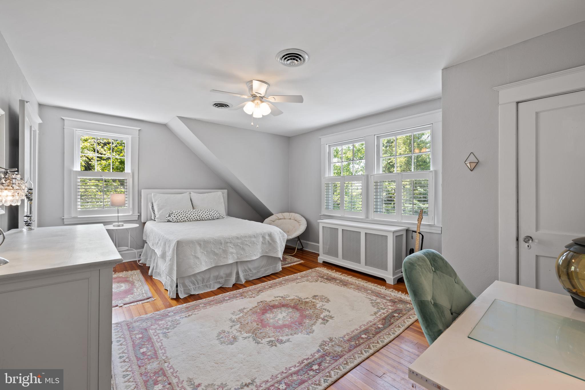 105 East Severn Ridge Road Annapolis, MD 21409 - Photo 21 of 42 Spacious Bedroom