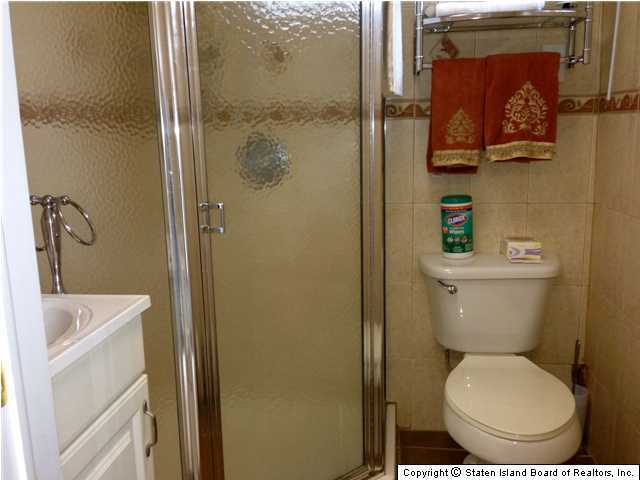 37 Middle Loop Road Staten Island, NY 10308 - Photo 17 of 20 Additional Photo