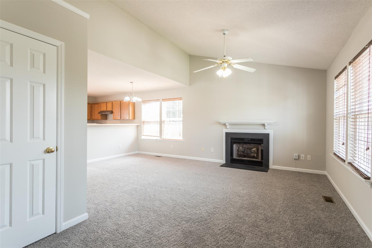 3817 Mardela Spring Drive Raleigh, NC 27616 - Photo 8 of 29 Living Room
