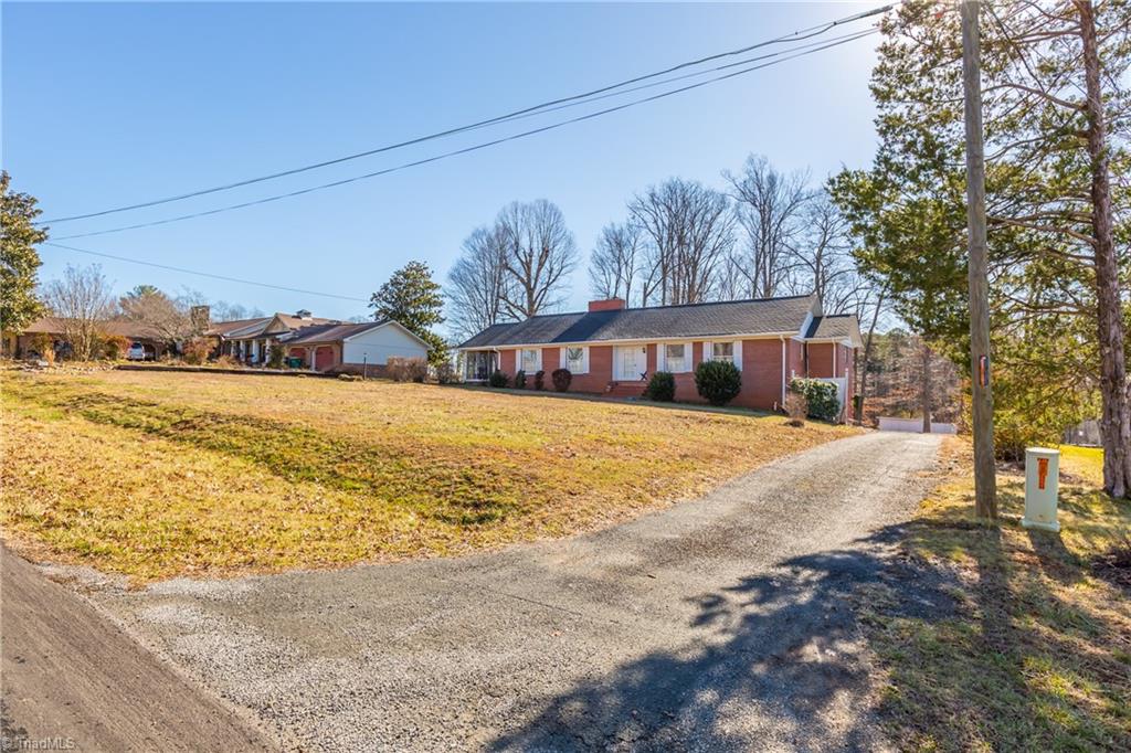 957 Dodson Mill Road Pilot Mountain, NC 27041 - Photo 2 of 49 Gallery Image 2