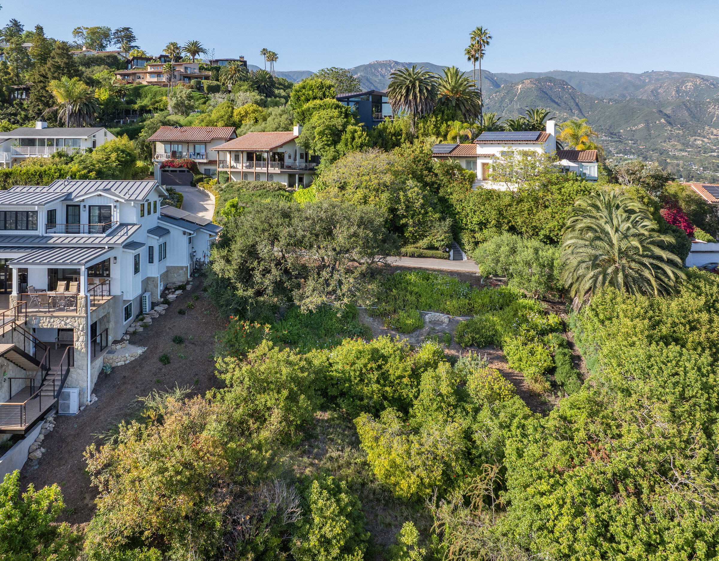 40 Rincon Vista Road Santa Barbara, CA 93103 - Photo 6 of 11 an aerial view of multiple house