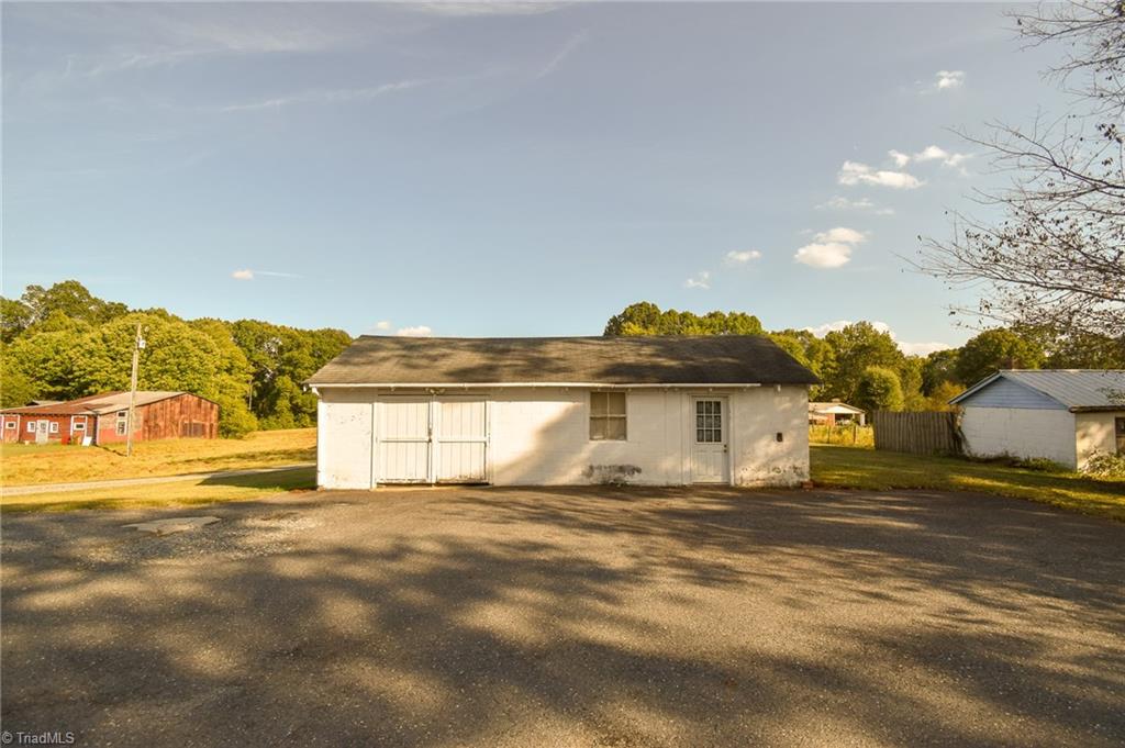 919 Mack Road Asheboro, NC 27205 - Photo 14 of 18 Gallery Image 14