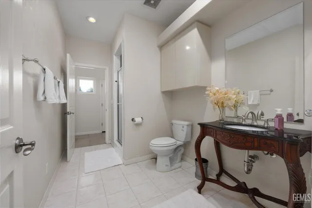 $1,399,000 | Undisclosed Address, Bakersfield, CA 93311