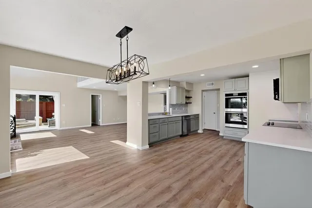 $594,500 | 2966 Buttonwood Drive, Carrollton, TX 75006