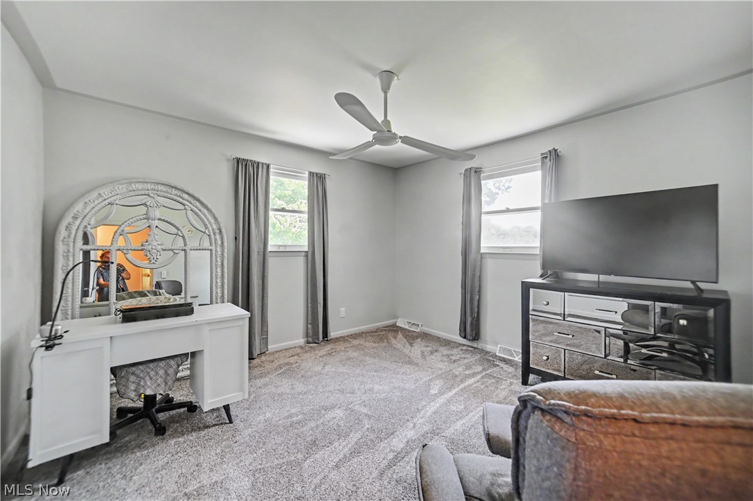 1053 Reed Road Mansfield, OH 44903 - Photo 4 of 21
