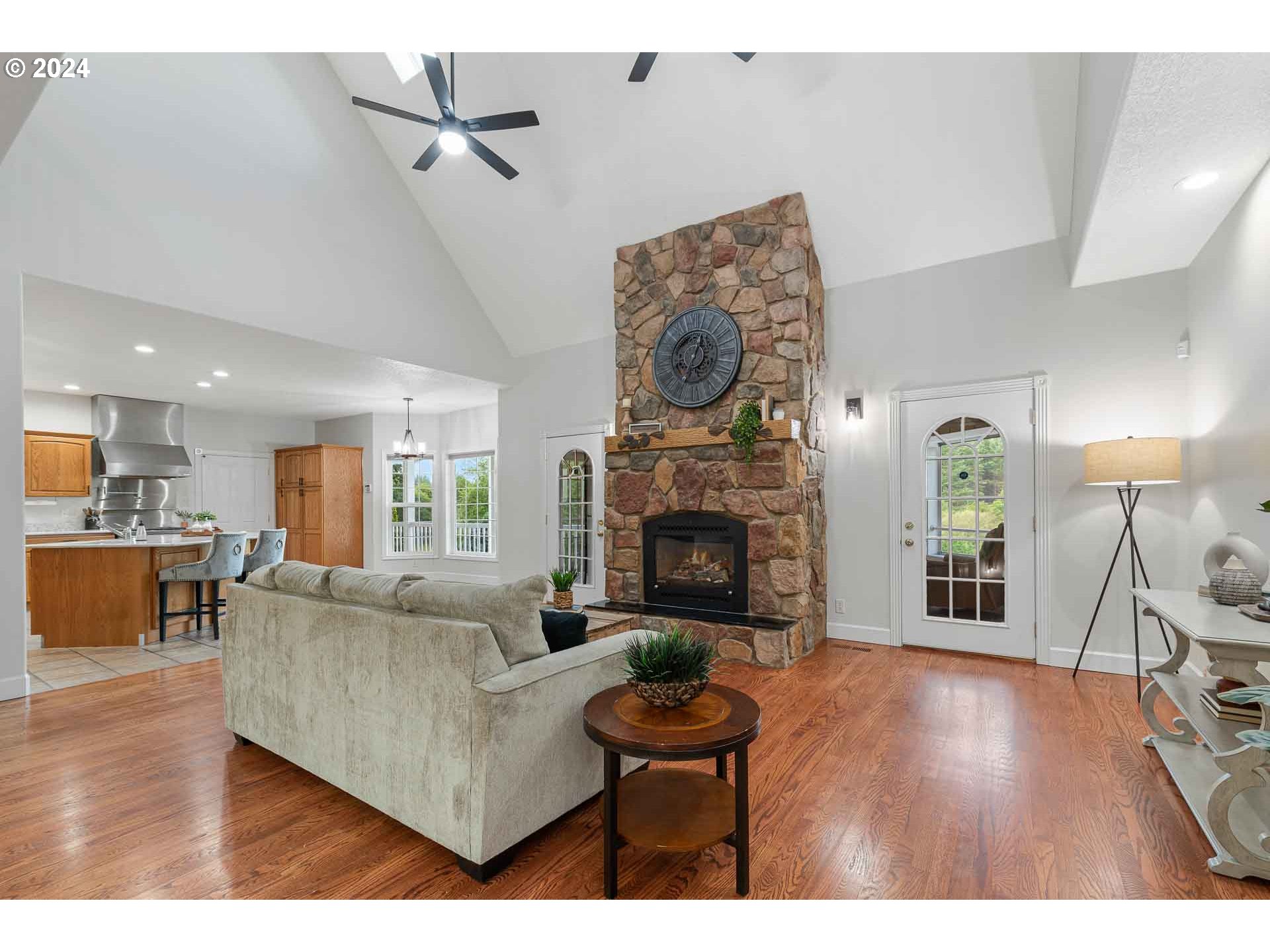 55051 Fullerton Road Warren, OR 97053 - Photo 4 of 46