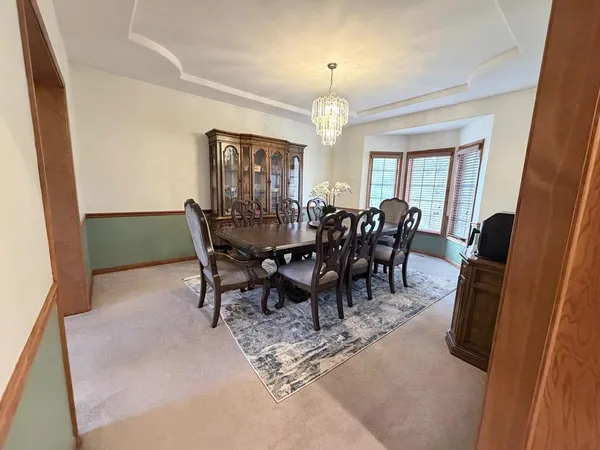 $4,400 | 3823 Sunburst Lane, Naperville, IL 60564