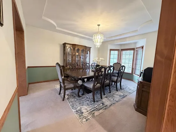 $4,400 | 3823 Sunburst Lane, Naperville, IL 60564