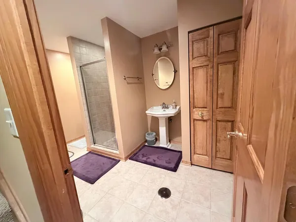 $4,400 | 3823 Sunburst Lane, Naperville, IL 60564