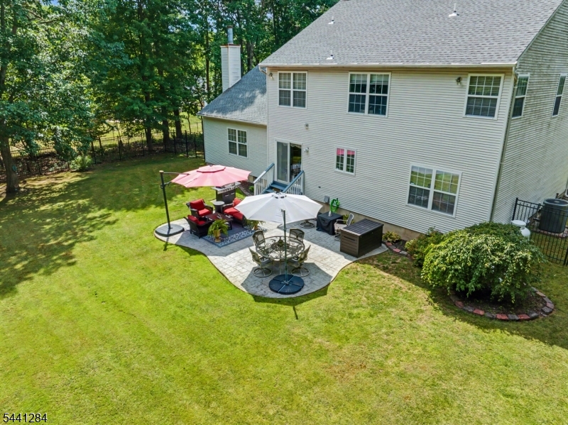 6 Drift Road Freehold, NJ 07728 - Photo 5 of 26