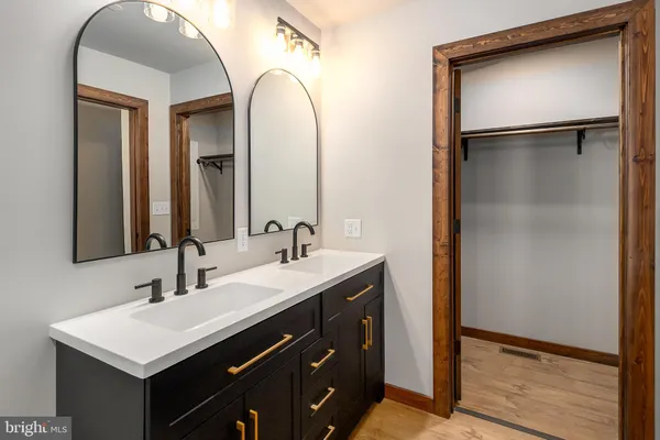 $289,900 | 226 North Hammond Street, Oakland, MD 21550