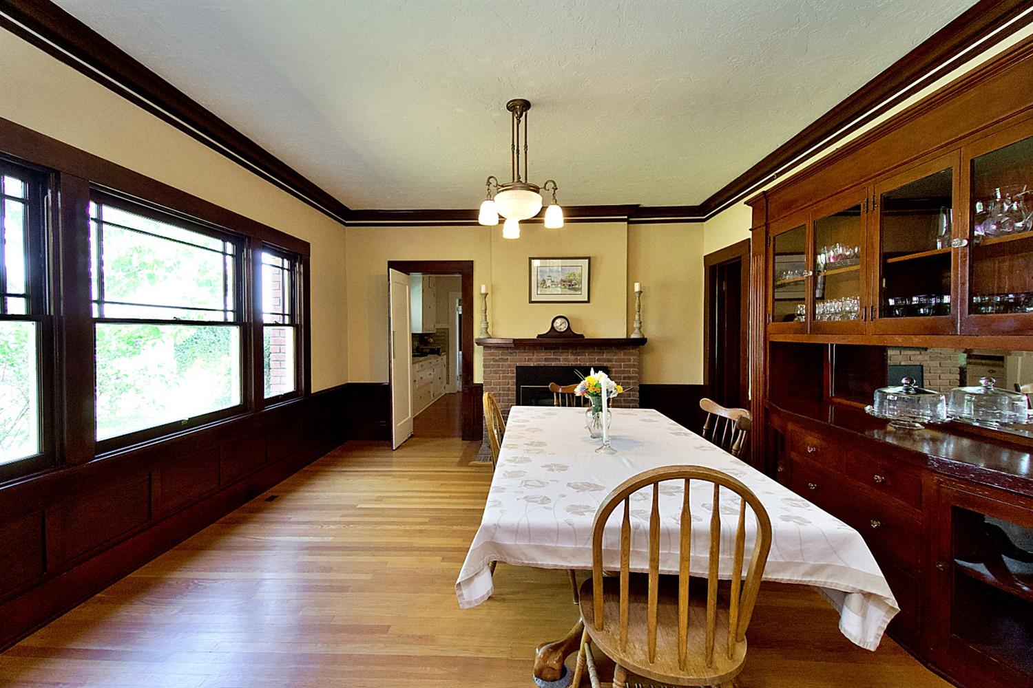 2220 Dewitt Avenue Clovis, CA 93612 - Photo 11 of 44 a view of a dining room with furniture window and wooden floor