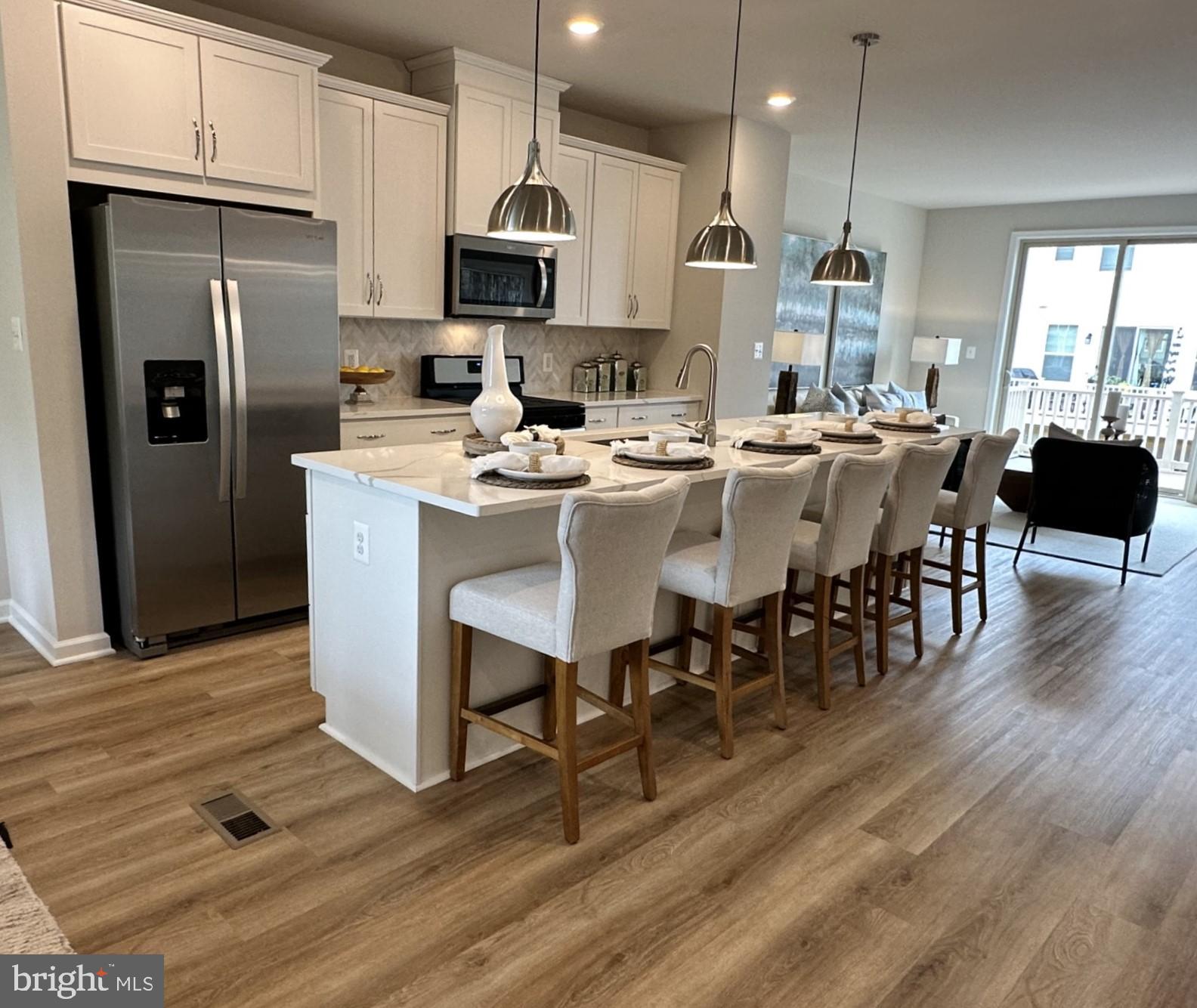 9353 Barnes Loop Manassas, VA 20110 - Photo 3 of 4