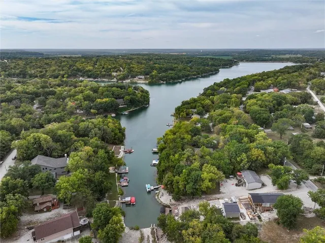 $30,000 | 21 Silver Shadow Lane, Linn Valley, KS 66040