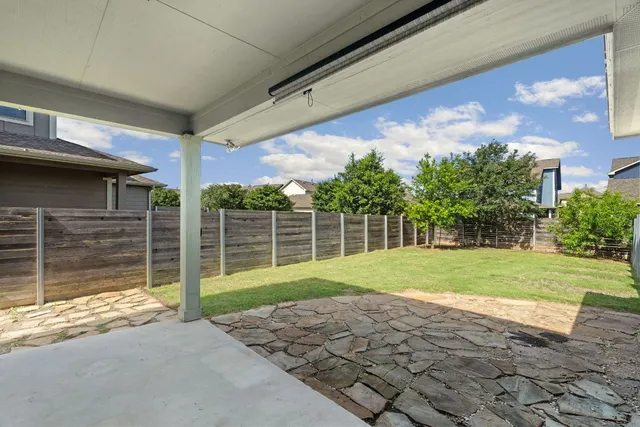 $2,550 | 8712 Slater Drive, Austin, TX 78747