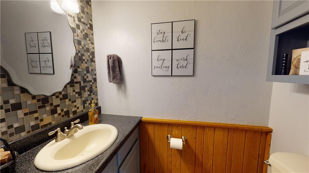 144 Greenfield Road New Castle, PA 16105 - Photo 14 of 24 Gallery Image 14