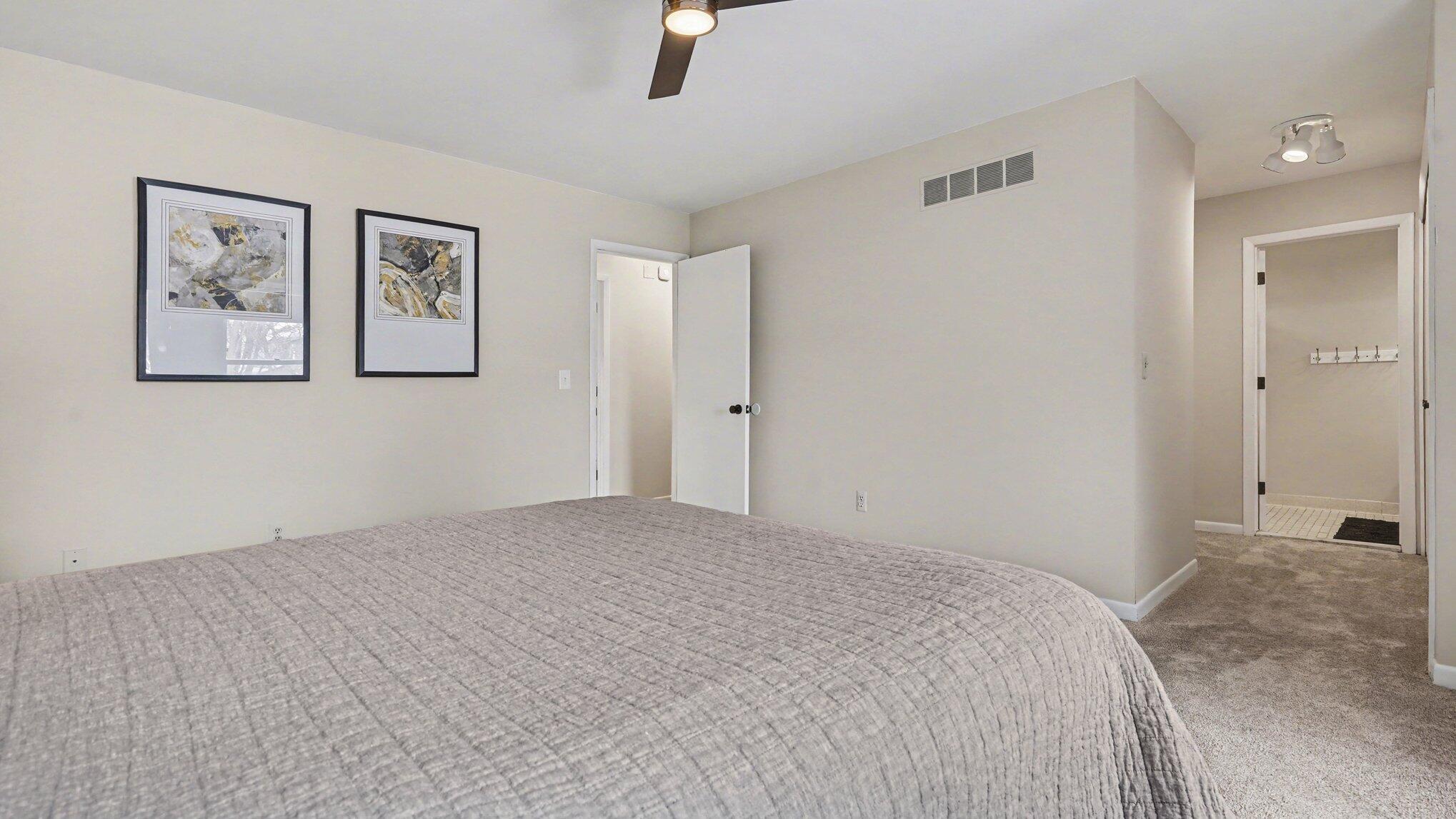 2176 Overlook Court Ann Arbor, MI 48103 - Photo 17 of 28 017_file_1725