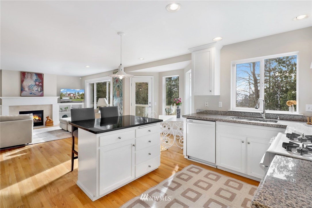 4425 Harrison Street Bellingham, WA 98229 - Photo 10 of 28 Gallery Image 10