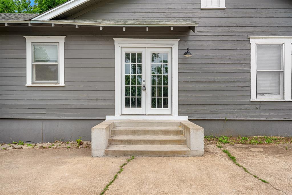 512 Herring Avenue Waco, TX 76708 - Photo 26 of 32