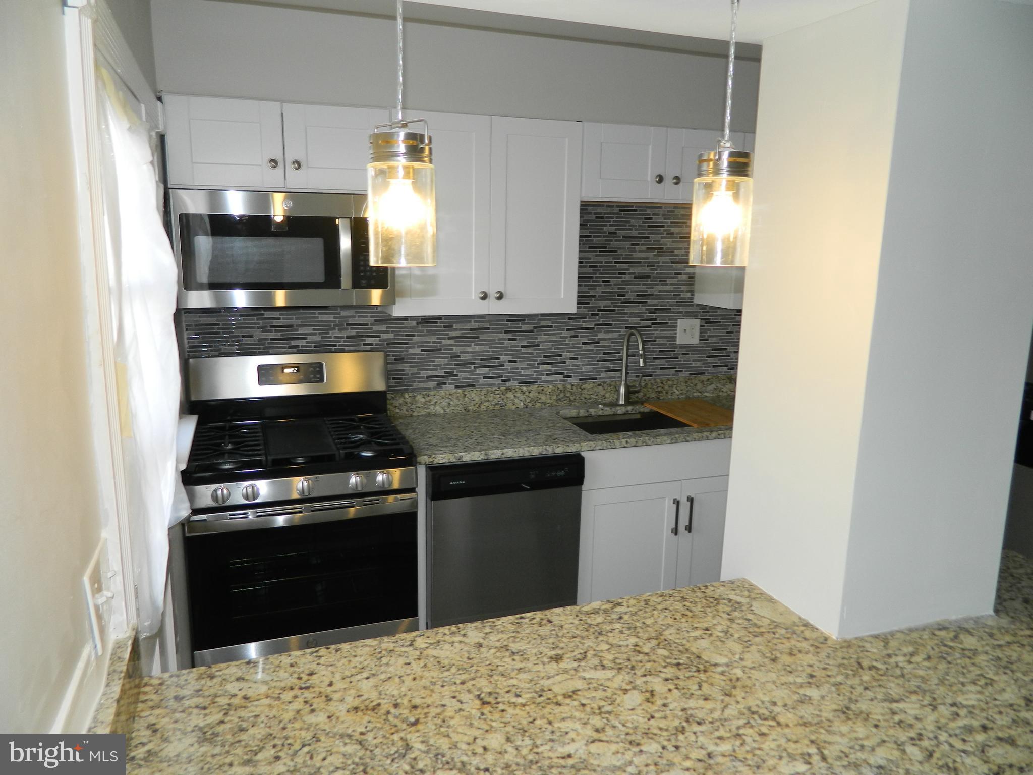 1002 Arncliffe Road Baltimore, MD 21221 - Photo 8 of 18