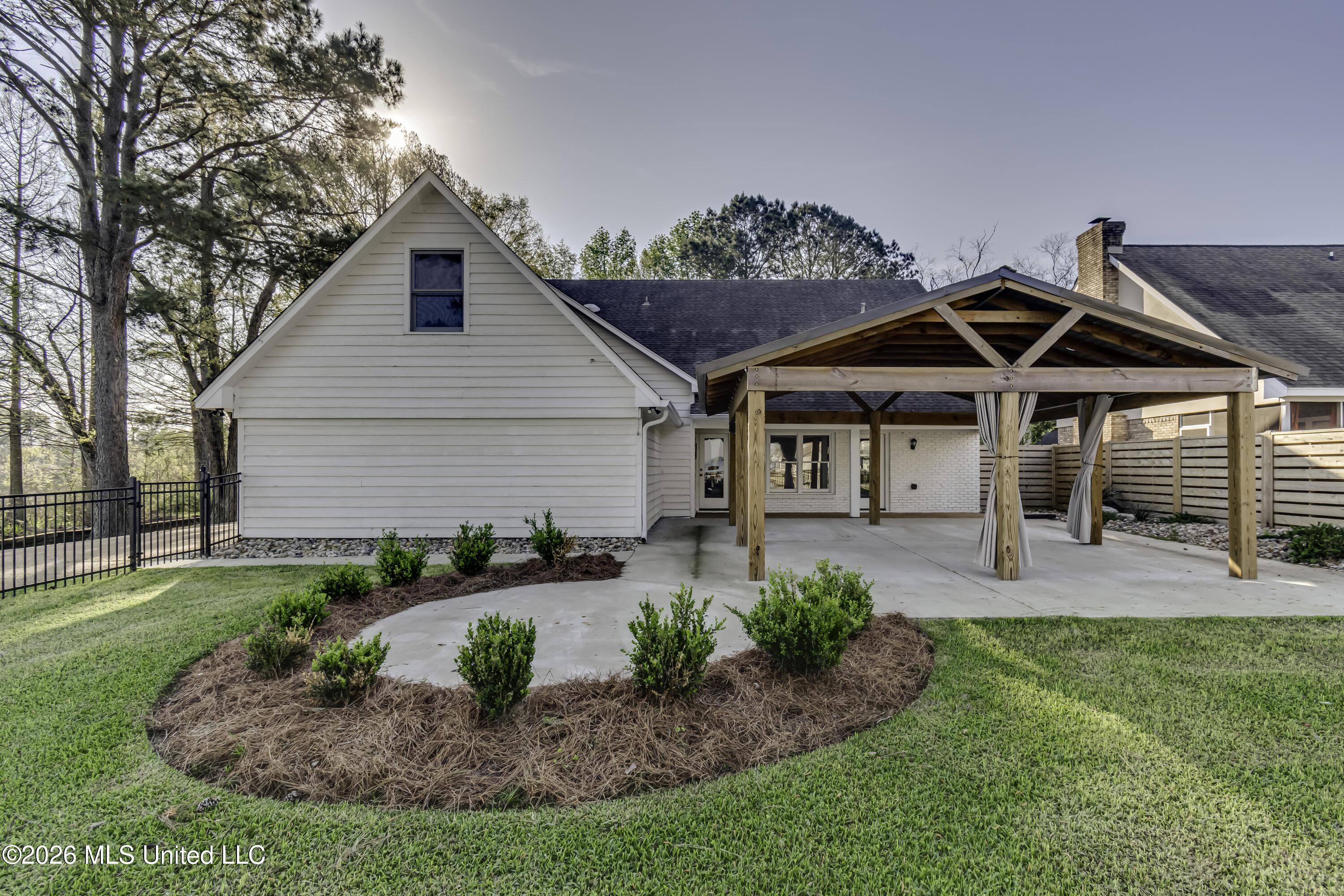 12 Eagles Point Brandon, MS 39047 - Photo 54 of 72 Backyard--4