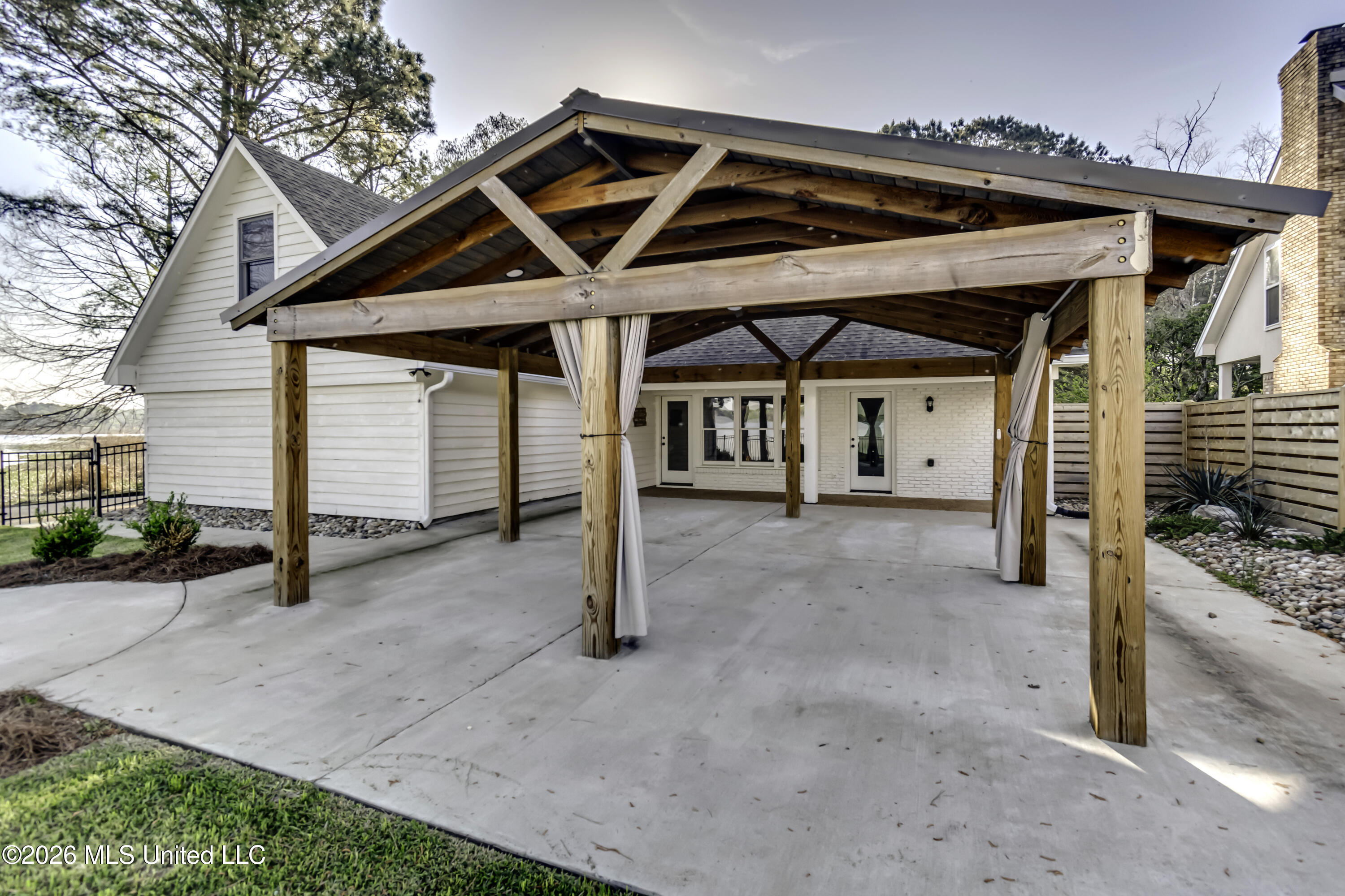 12 Eagles Point Brandon, MS 39047 - Photo 56 of 72 Backyard--6