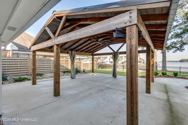 $569,900 | 12 Eagles Point, Brandon, MS 39047