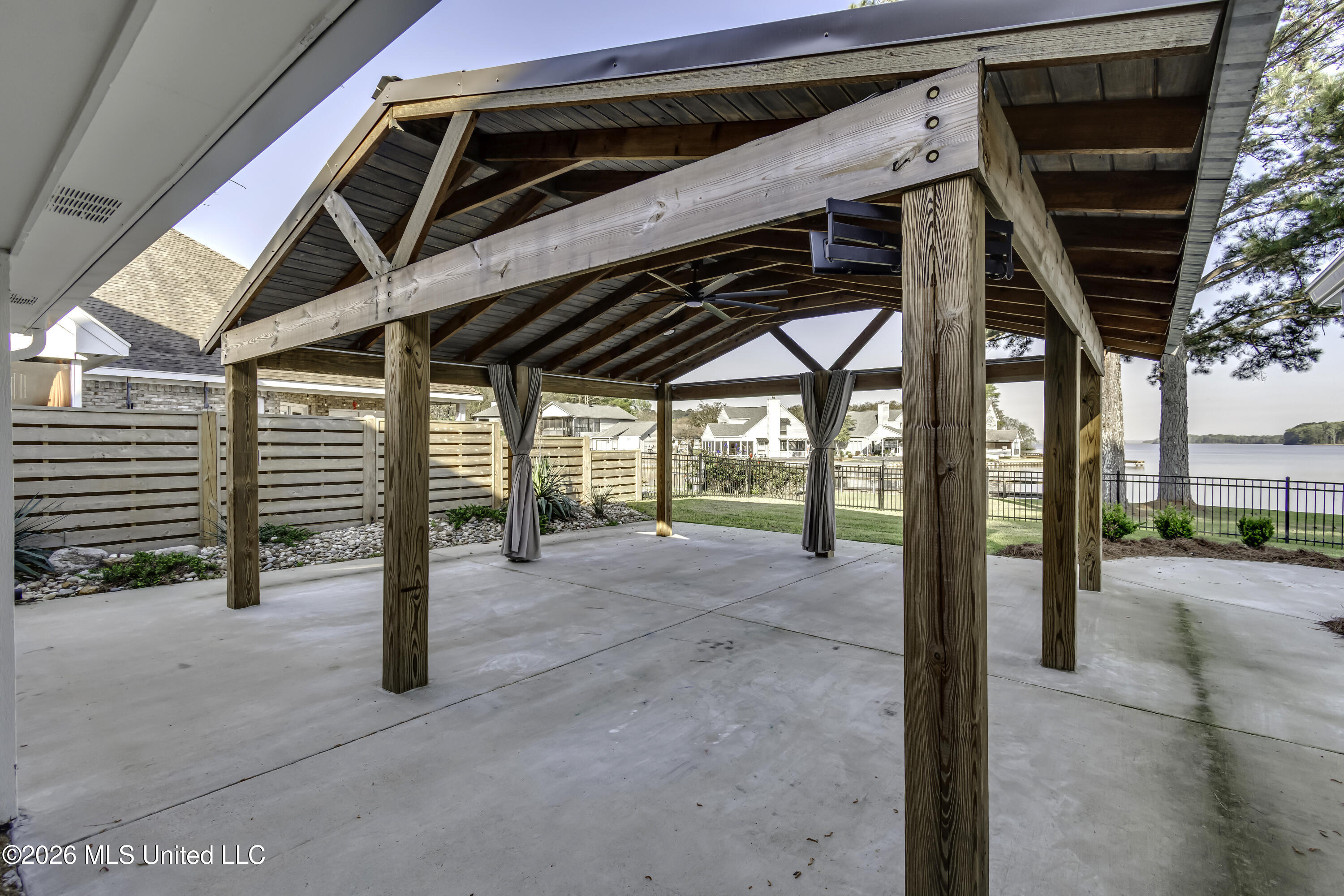 12 Eagles Point Brandon, MS 39047 - Photo 59 of 72 Backyard--10