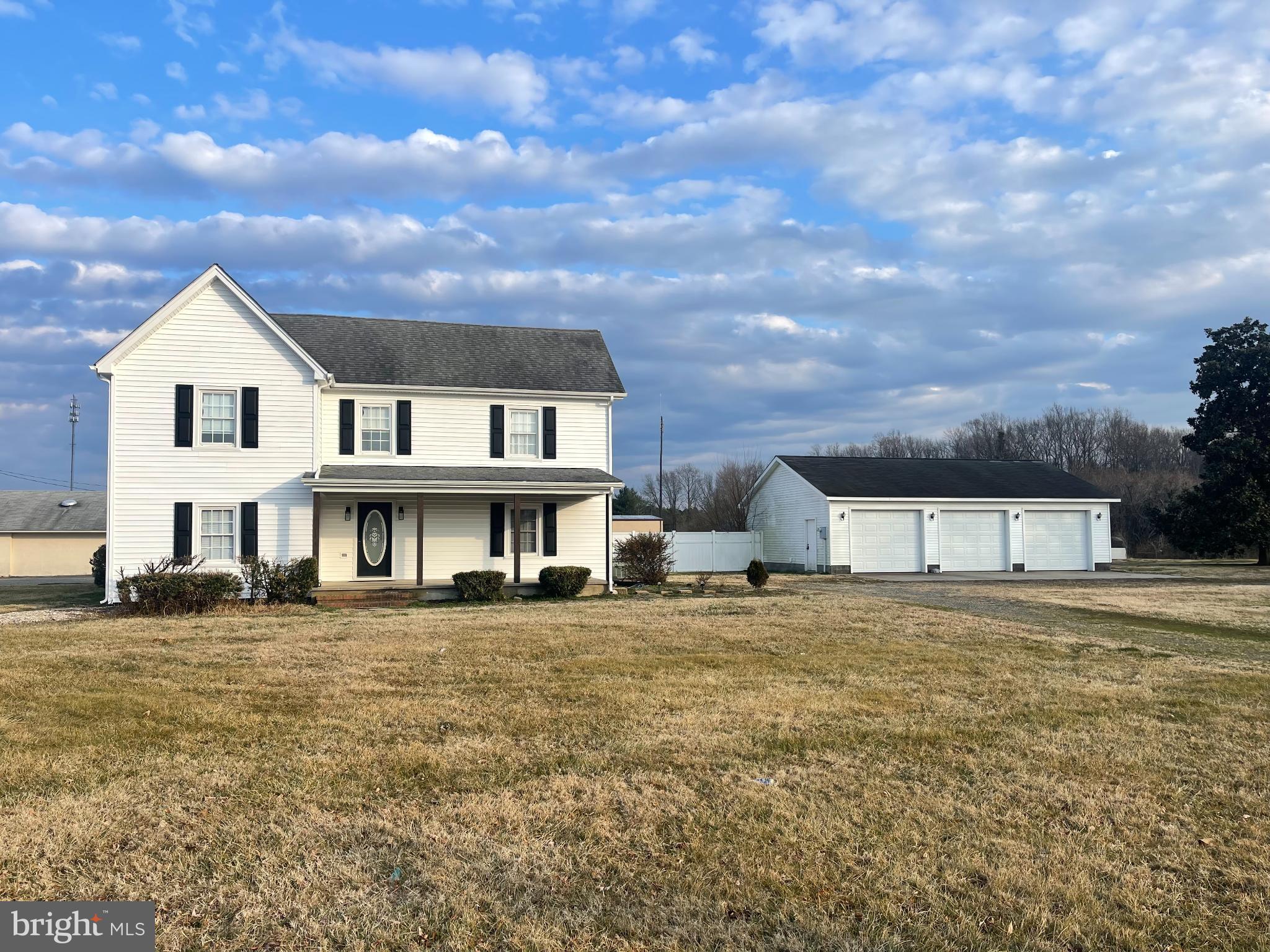 33 Crookhorn Road Montross, VA 22520 - Photo 2 of 18 a view of a yard in front of a house with a yard