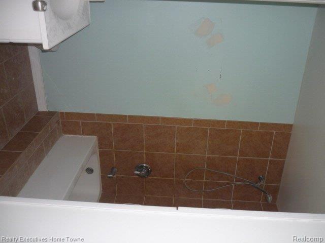 2080 Ditty Road Smiths Creek, MI 48074 - Photo 15 of 16 P1210260.JPG