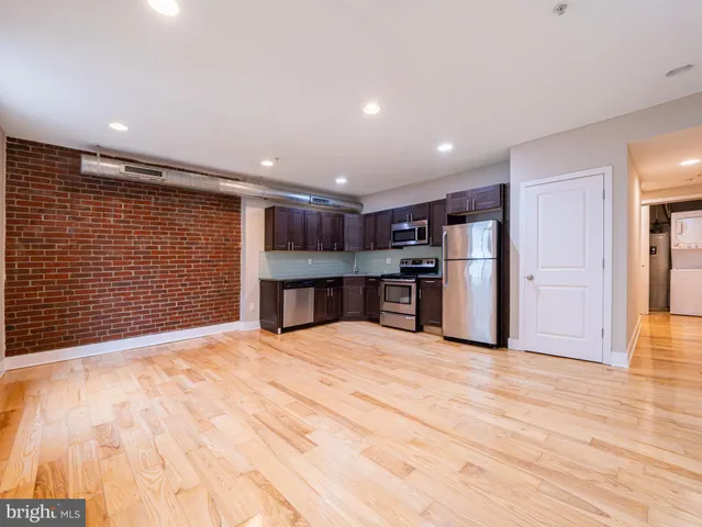 $1,700 | 2700 East Auburn Street, Unit 204, Philadelphia, PA 19134