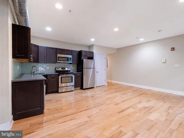 $1,700 | 2700 East Auburn Street, Unit 204, Philadelphia, PA 19134