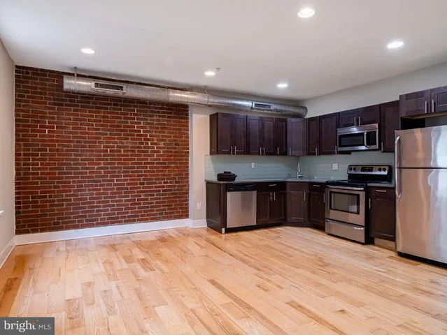 $1,700 | 2700 East Auburn Street, Unit 204, Philadelphia, PA 19134