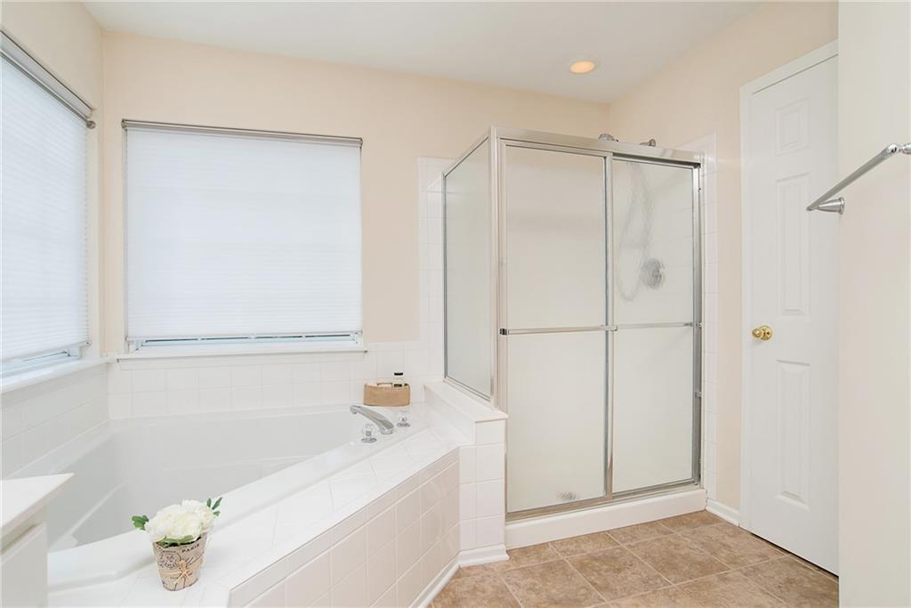 5908 Pebblestream Drive Carmel, IN 46033 - Photo 17 of 24