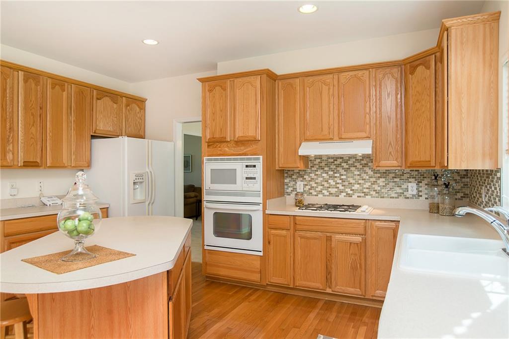 5908 Pebblestream Drive Carmel, IN 46033 - Photo 8 of 24