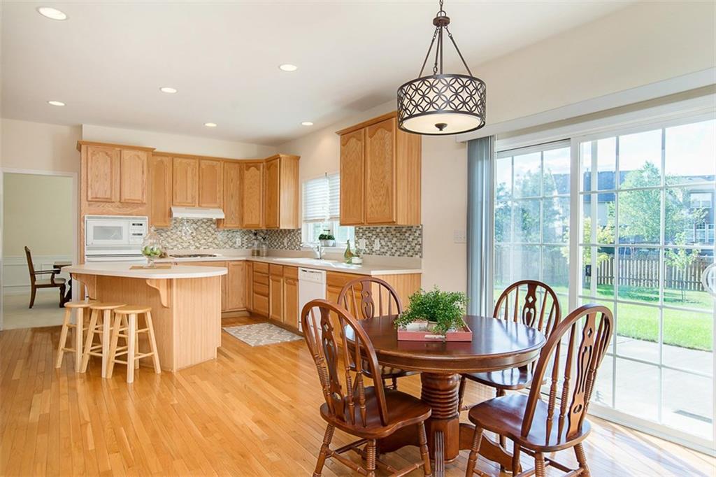 5908 Pebblestream Drive Carmel, IN 46033 - Photo 9 of 24