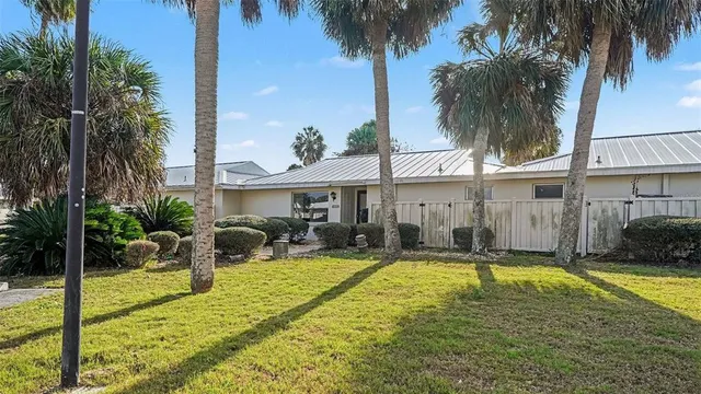 $125,000 | 11616 West Kingfisher Court, Unit 180, Crystal River, FL 34429