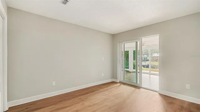 $125,000 | 11616 West Kingfisher Court, Unit 180, Crystal River, FL 34429