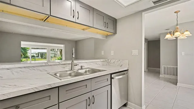 $125,000 | 11616 West Kingfisher Court, Unit 180, Crystal River, FL 34429