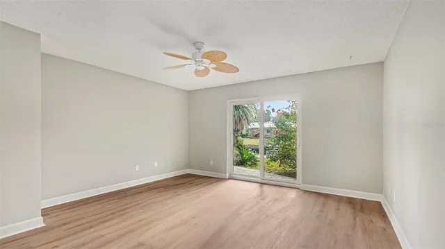 $125,000 | 11616 West Kingfisher Court, Unit 180, Crystal River, FL 34429