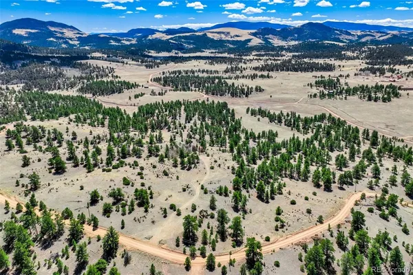 $145,000 | 422 Buck Drive, Guffey, CO 80820