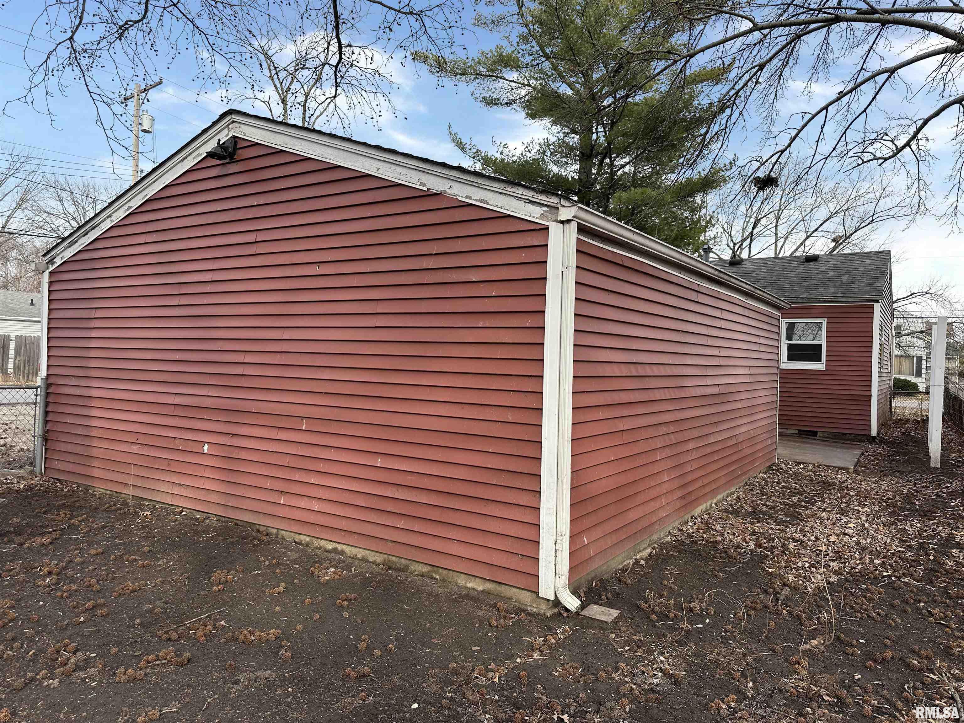 3001 Hoover Avenue Springfield, IL 62703 - Photo 16 of 17