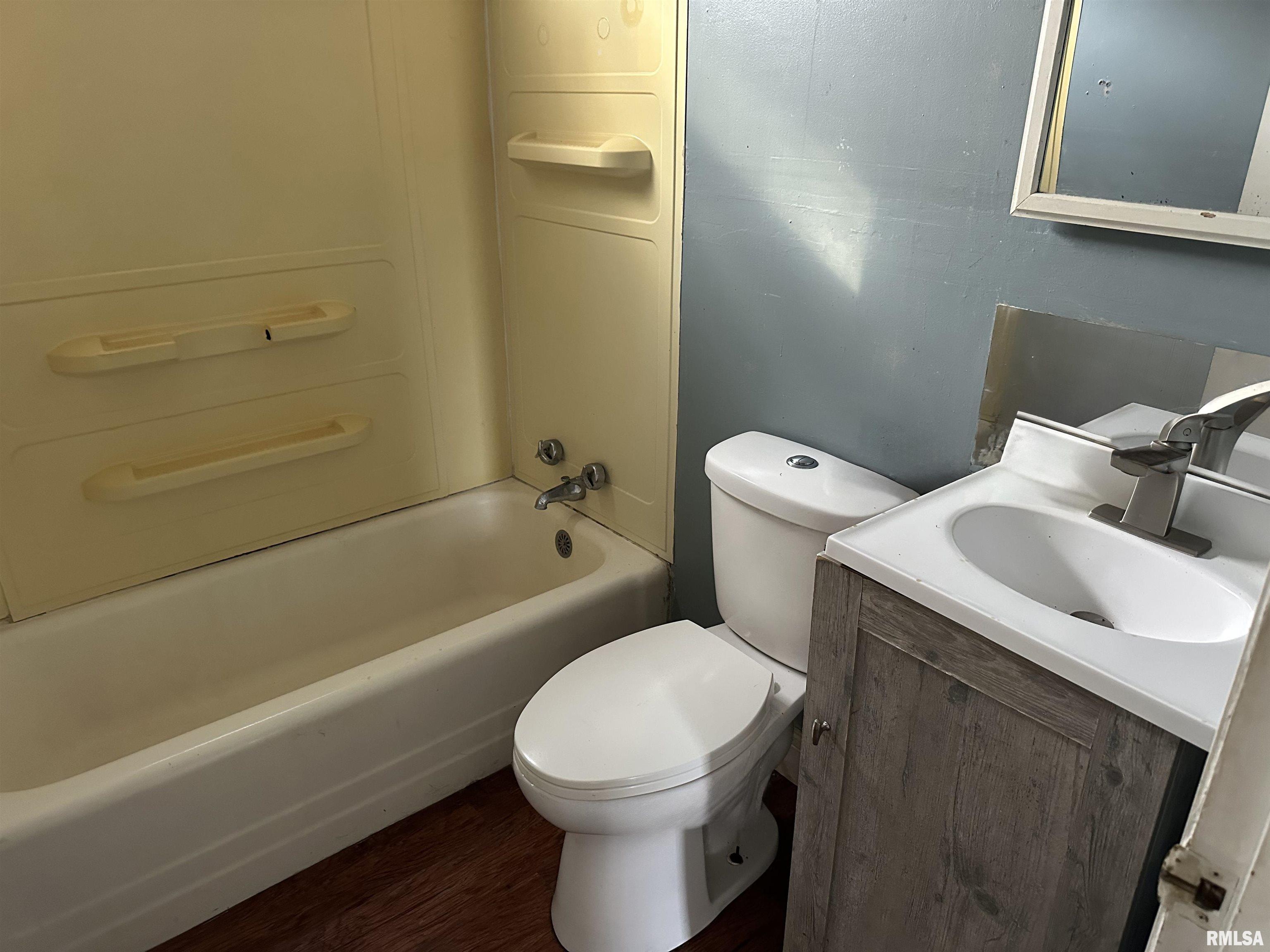 3001 Hoover Avenue Springfield, IL 62703 - Photo 8 of 17