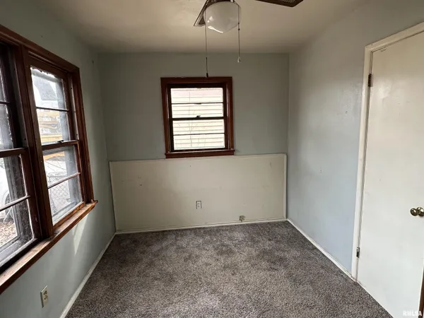 $31,000 | 3001 Hoover Avenue, Springfield, IL 62703