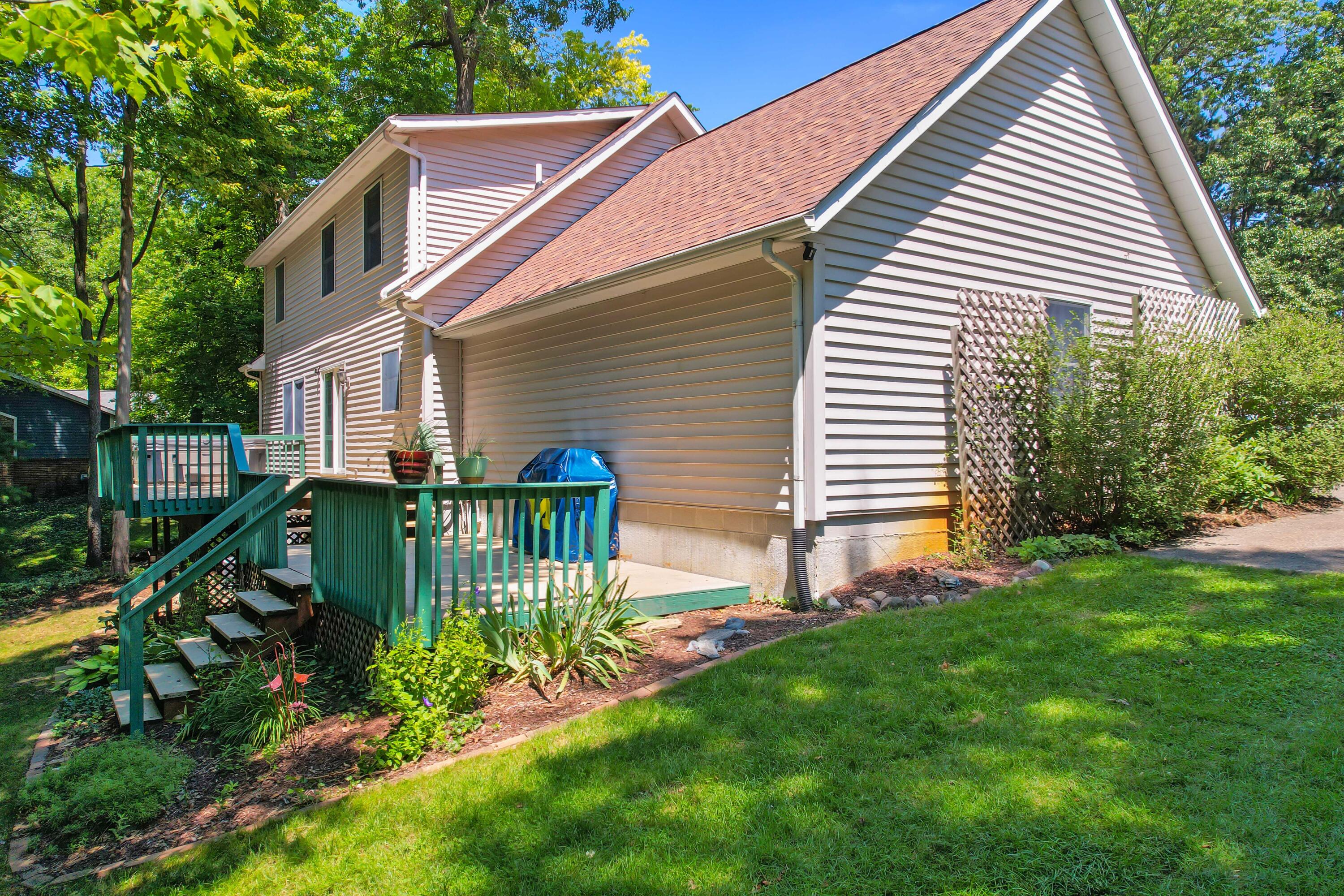 11176 Mcgregor Road Pinckney, MI 48169 - Photo 33 of 49 Back of House