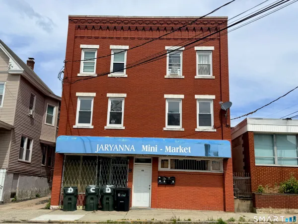 $1,250 | 36 Truman Street, Unit A, New London, CT 06320
