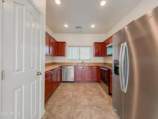 $2,295 | 7709 South 63rd Drive, Laveen, AZ 85339