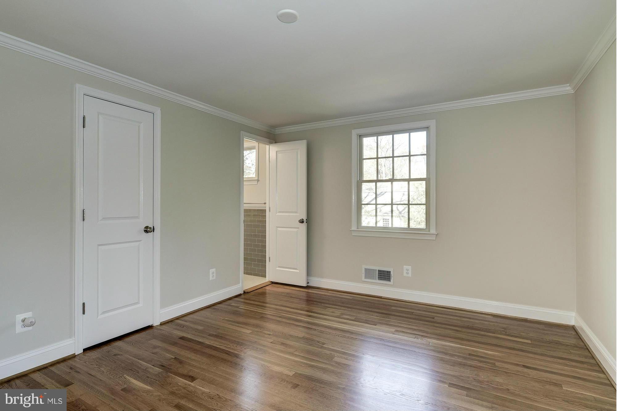 8207 Postoak Road Potomac, MD 20854 - Photo 20 of 30 Master Bedroom