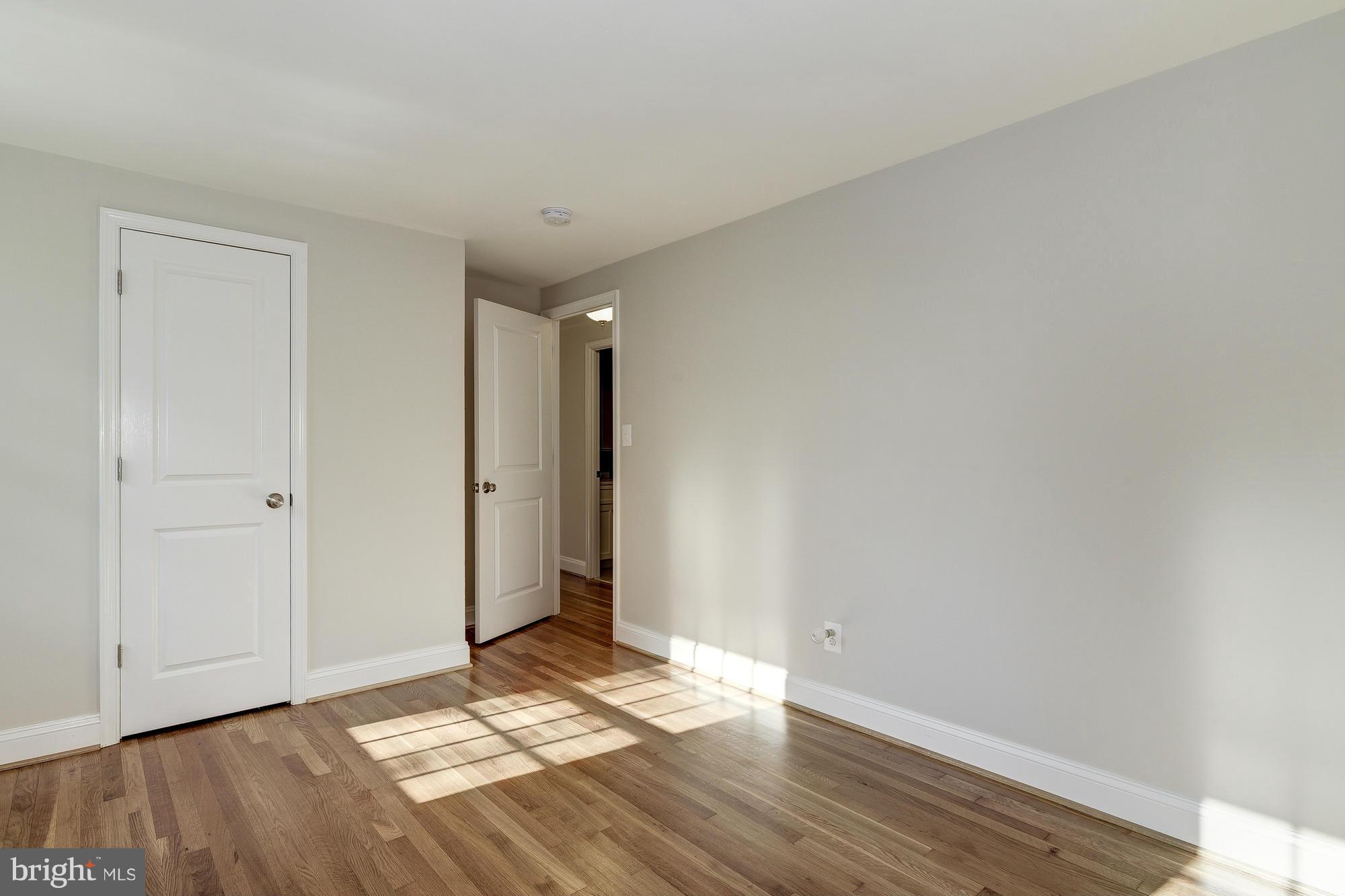 8207 Postoak Road Potomac, MD 20854 - Photo 23 of 30 Bedroom #4